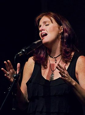 Kaye Singing